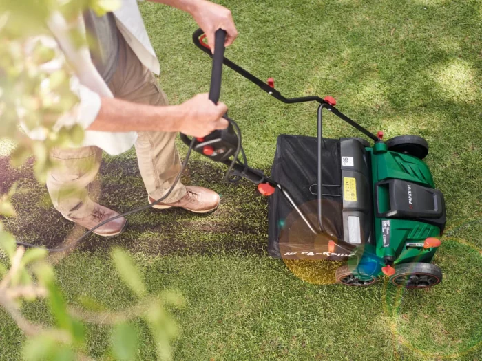 Elektrischer Vertikutierer & Lüfter 2-in-1 – 1.500 W Leistung für Rasenflächen bis 600 m² – Bild 2