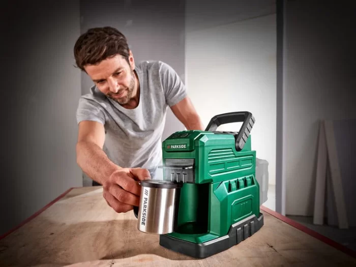 Kaffeemaschine + Akkuladegerät – Bild 4